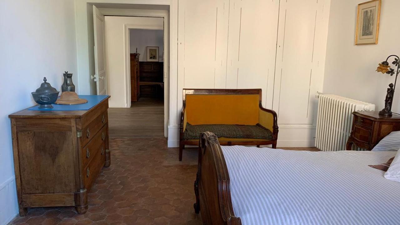 Grand Corps De Ferme A La Rue Messire Etienne 89113 Neuilly Valravillon Villa Eksteriør bilde